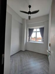 Grosvenor View (D14), Condominium #542022141